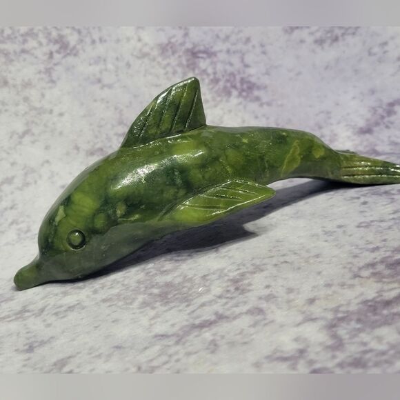 Green Jade Dolphine - Picture 1 of 12